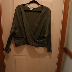 BP like new cross top